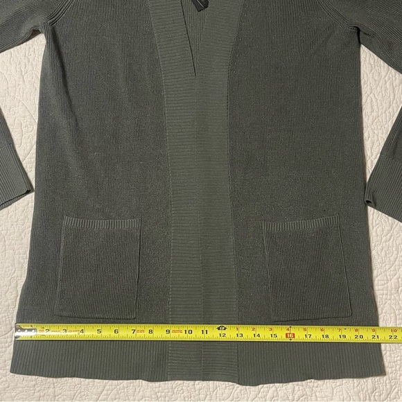 NEW Cable & Gauge Cardigan Sweater - Picture 10 of 13